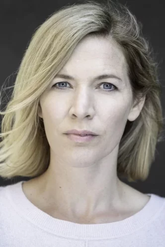  Fiona Browne photo