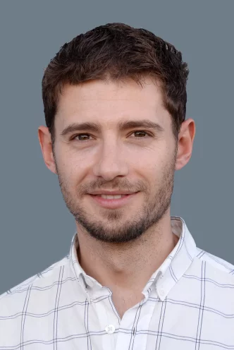  Julian Morris photo