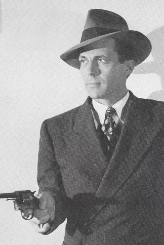  Dennis Moore photo
