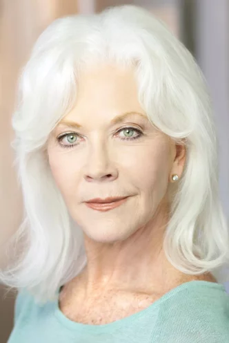 Linda Thorson photo