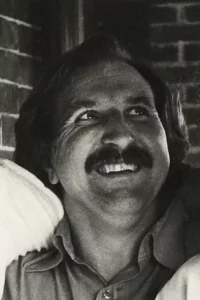  Aram Avakian